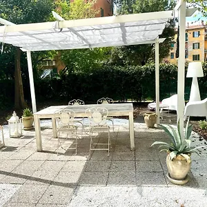 https://casa-sofia.emilia-romagnahotels.net